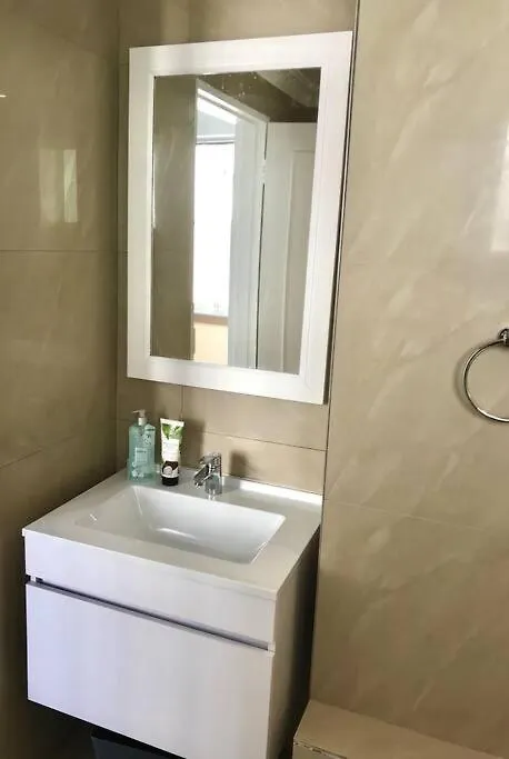 Modern 1-Bedroom In Vibey Sea Point, Kapstadt Apartment